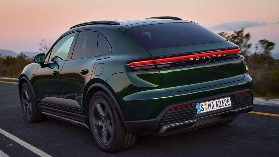 Νέα πισωκίνητη Porsche Macan με 340 άλογα και Macan 4S με 448 ίππους